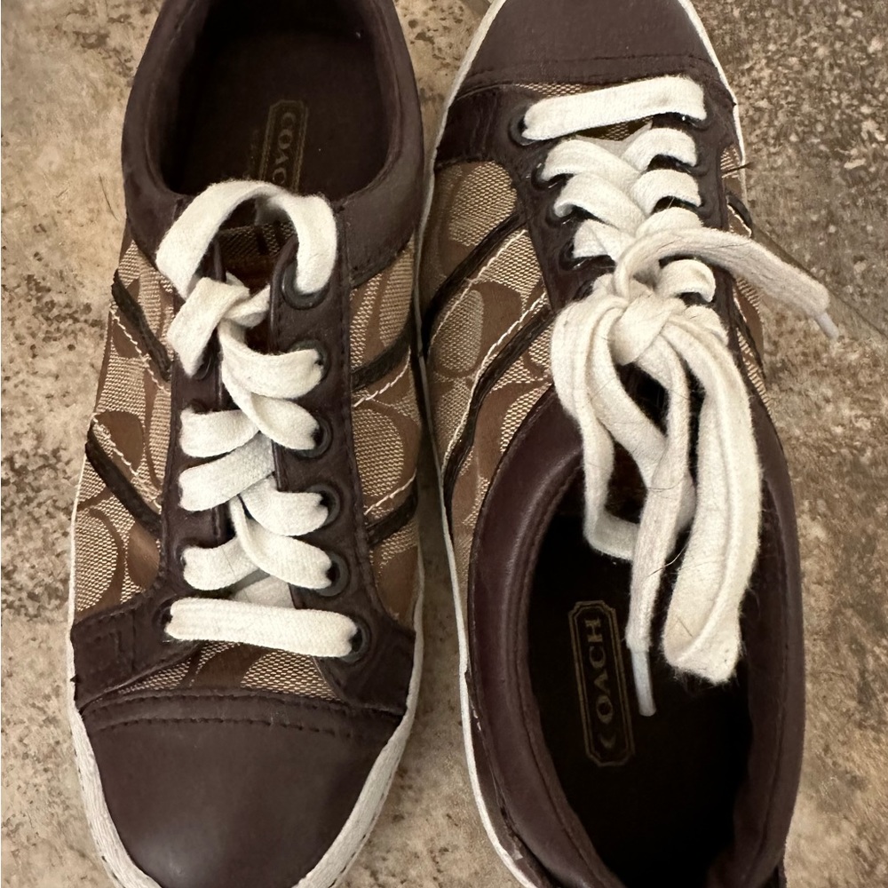 Coach Alivia Khaki/ChestnutSignature C Sneakers- A0495- Size 6M